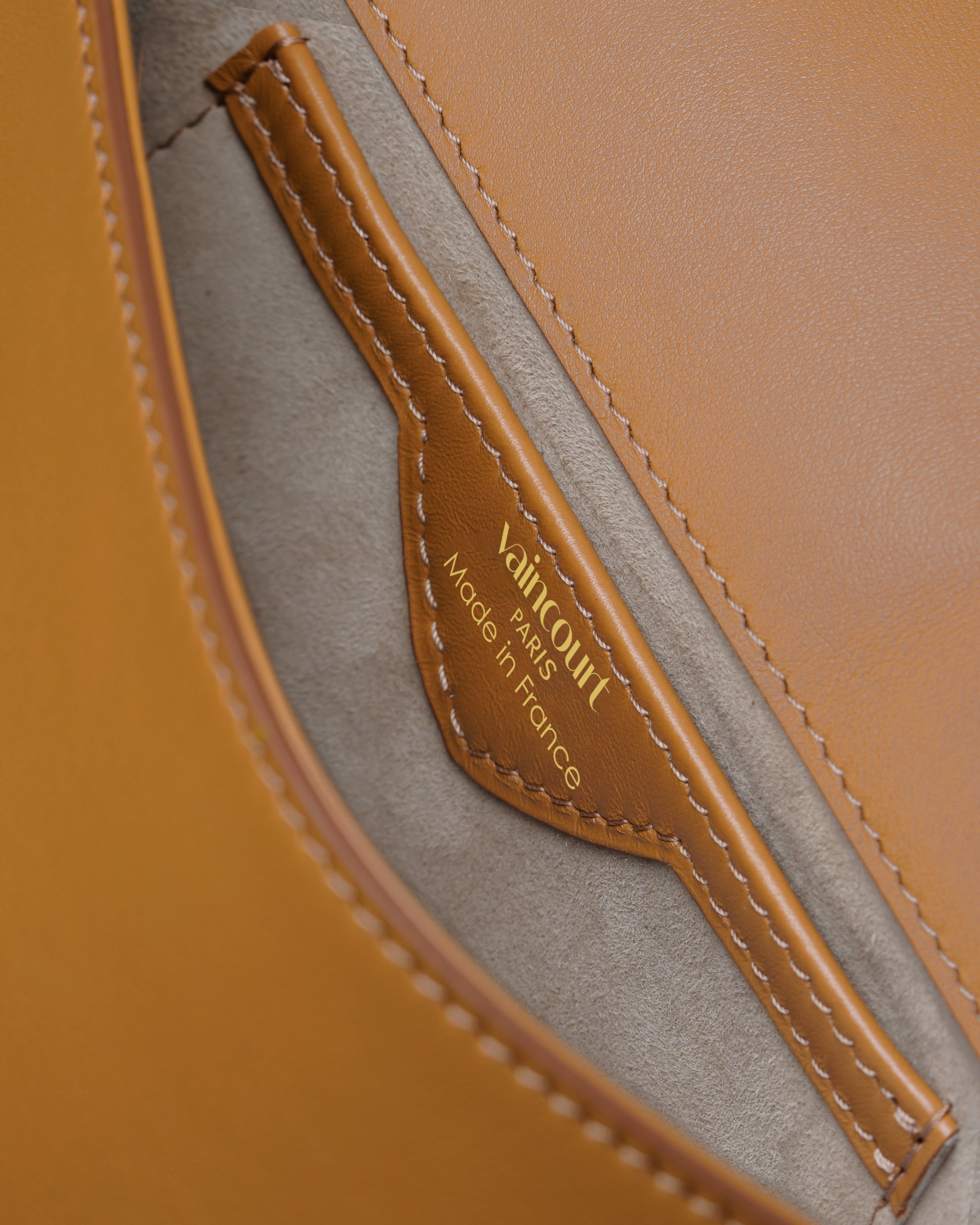 #couleur_camel lisse