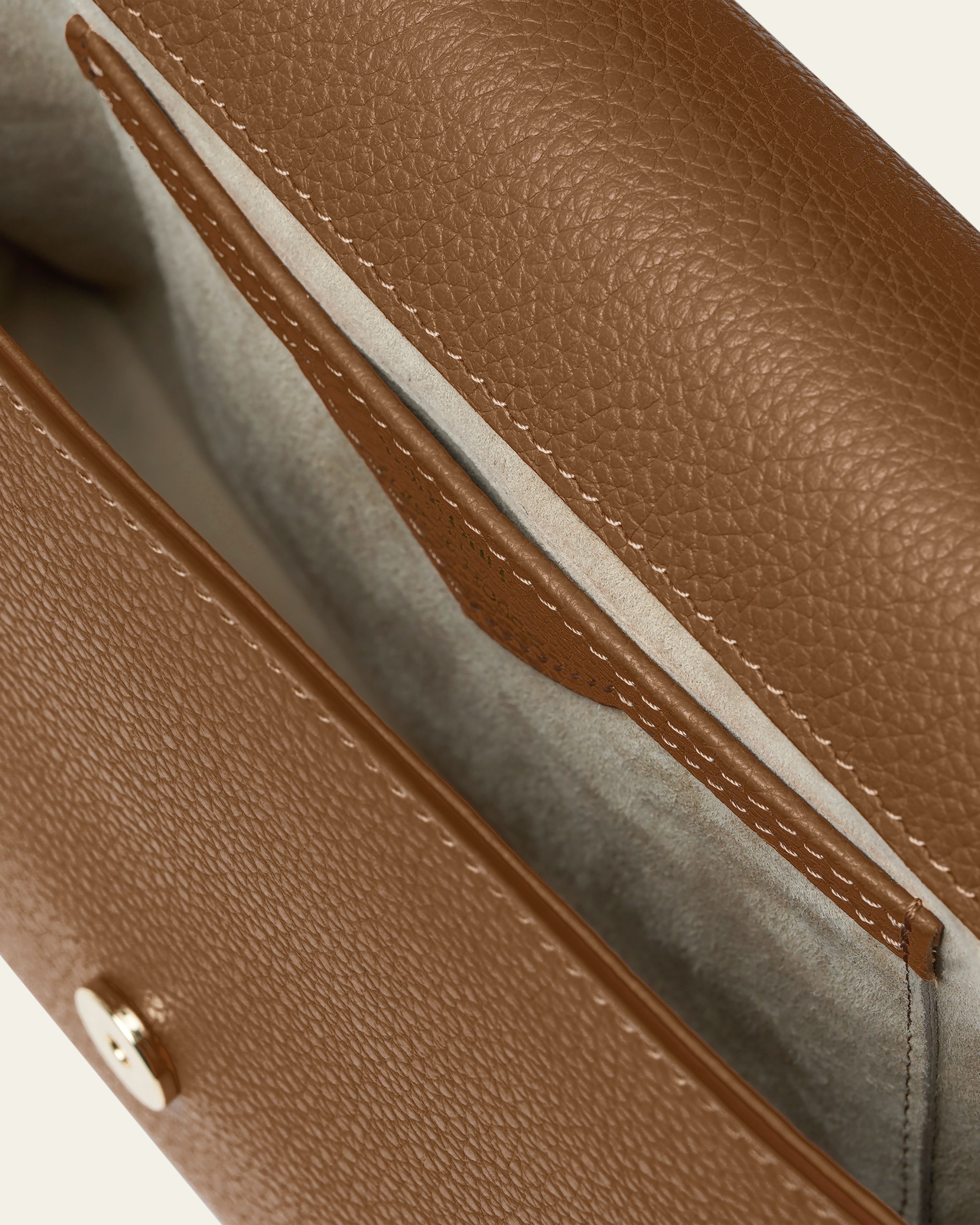 #couleur_camel grainé