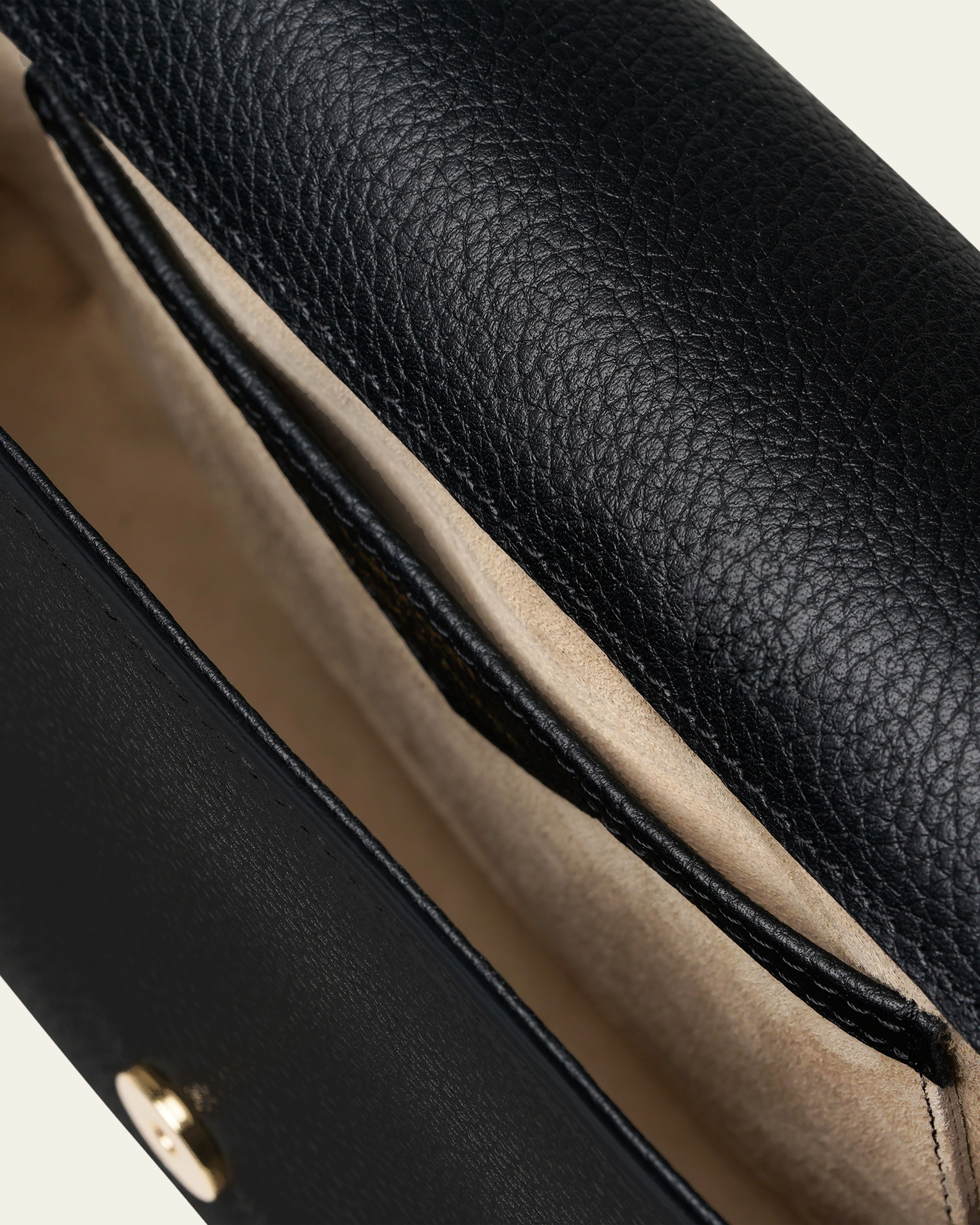 #couleur_noir grainé